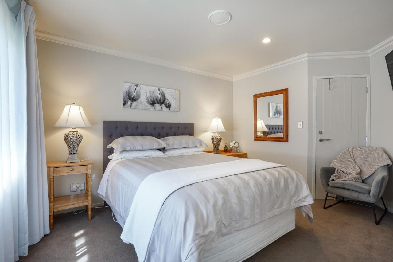 Bed and Breakfast Ambience On Pacific Palmerston North Zewnętrze zdjęcie